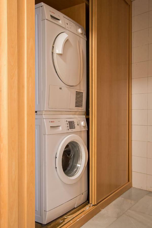 إشبيلية Country Home Apartment With Garage 6 Pax المظهر الخارجي الصورة