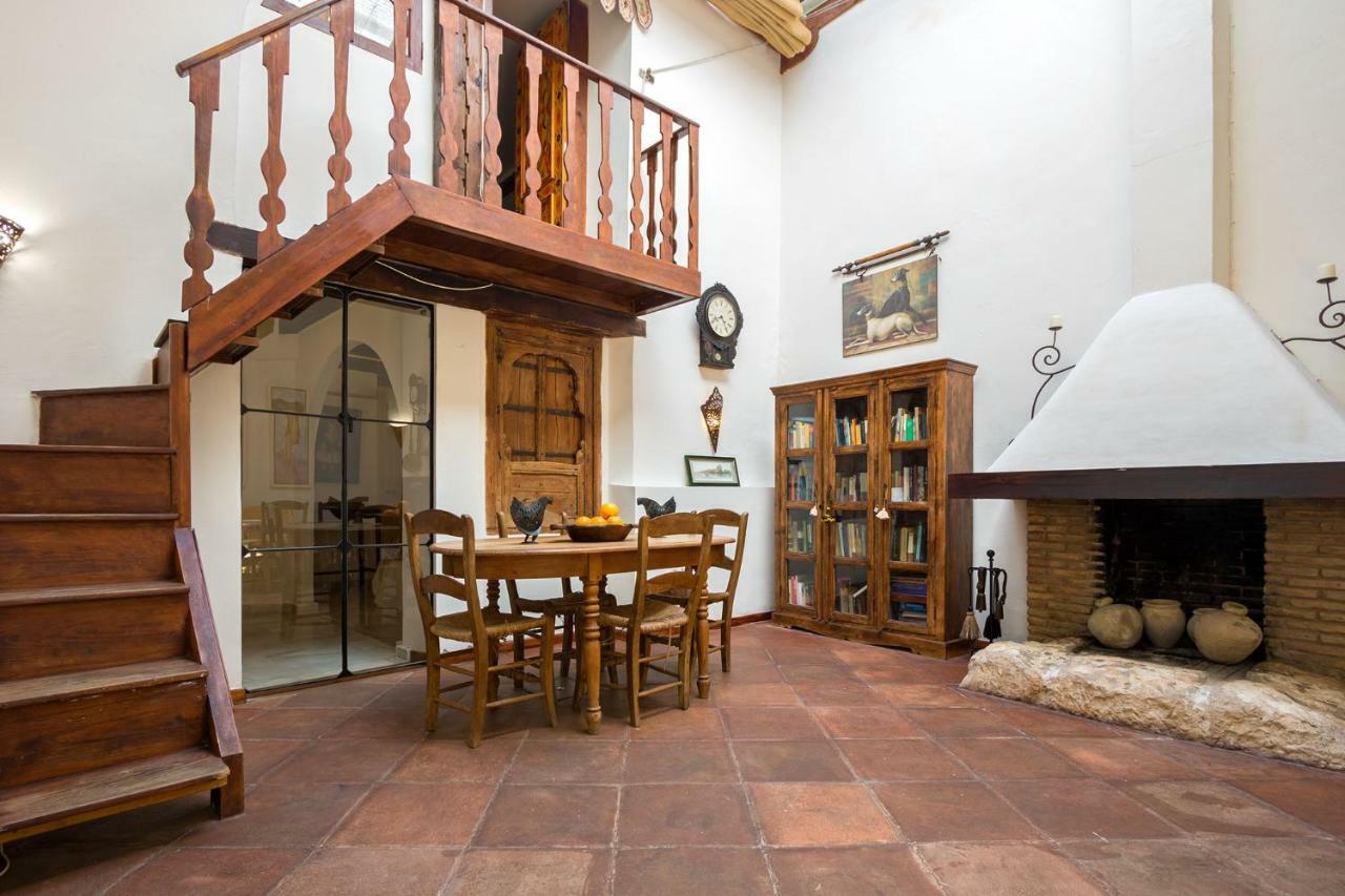 إشبيلية Country Home Apartment With Garage 6 Pax المظهر الخارجي الصورة